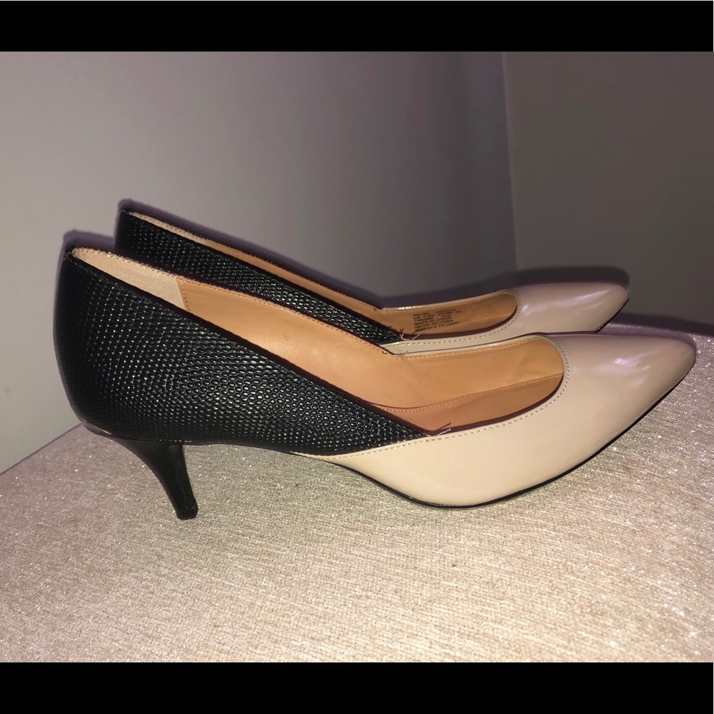 Nude & black Calvin Klein pointed pumps